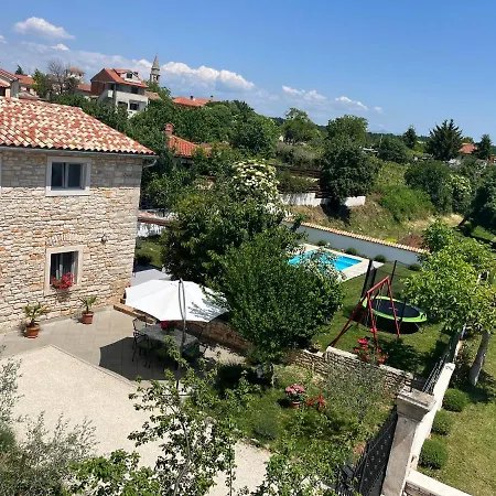 Stone House Furlani With A Lovely Garden Casa vacanze *