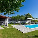 Stone House Furlani With A Lovely Garden *
