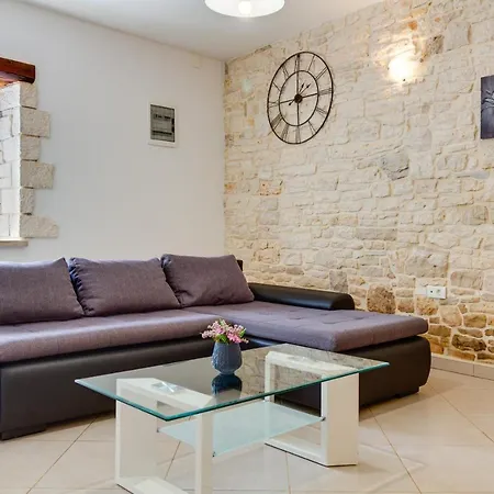 Stone House Furlani With A Lovely Garden Holiday home *