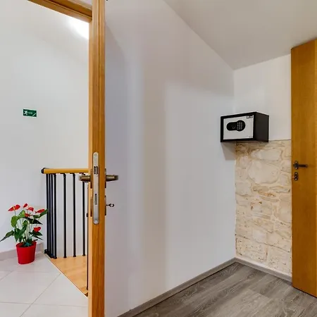 Stone House Furlani With A Lovely Garden Holiday home *