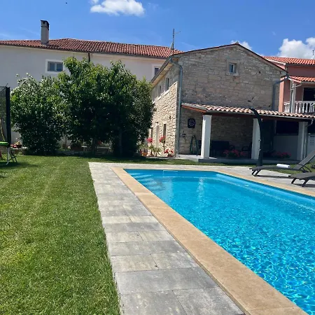Holiday home Stone House Furlani With A Lovely Garden