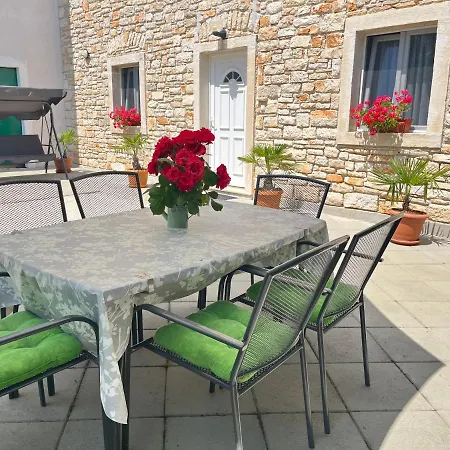 Stone House Furlani With A Lovely Garden Holiday home *