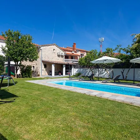Stone House Furlani With A Lovely Garden