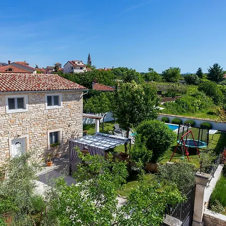 بيت للعطل Stone House Furlani With A Lovely Garden Svetvinčenat